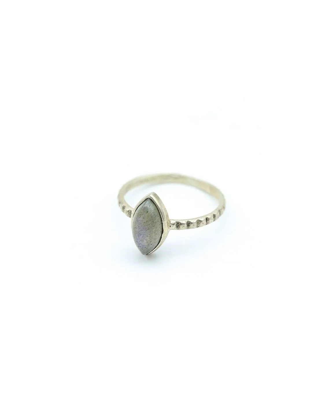 Bague labradorite fine en argent