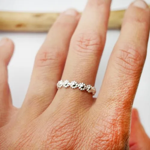 Bague minimaliste fleurs en argent 925 recyclé pour femme