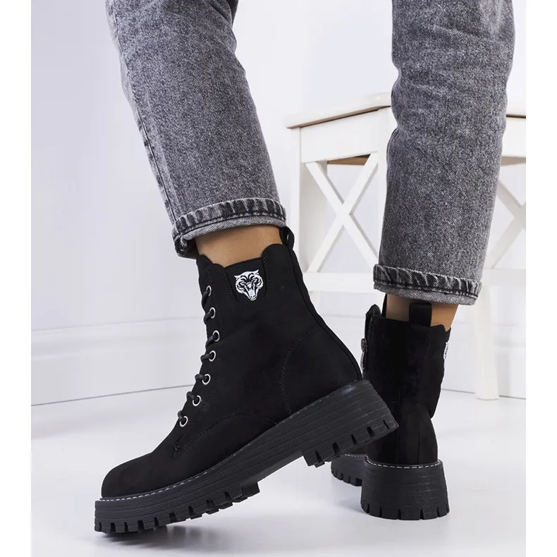 Bottes Uzeir en éco-daim noir le noir