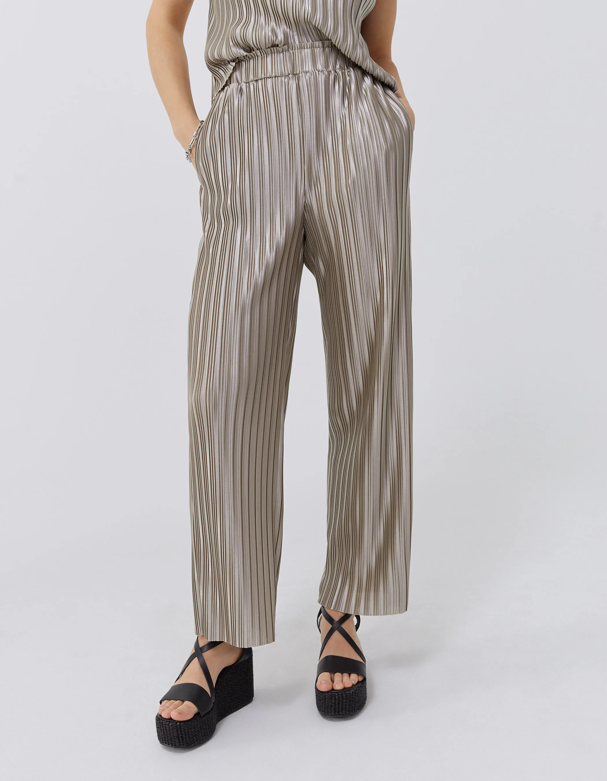 Pantalon large doré plissé Femme