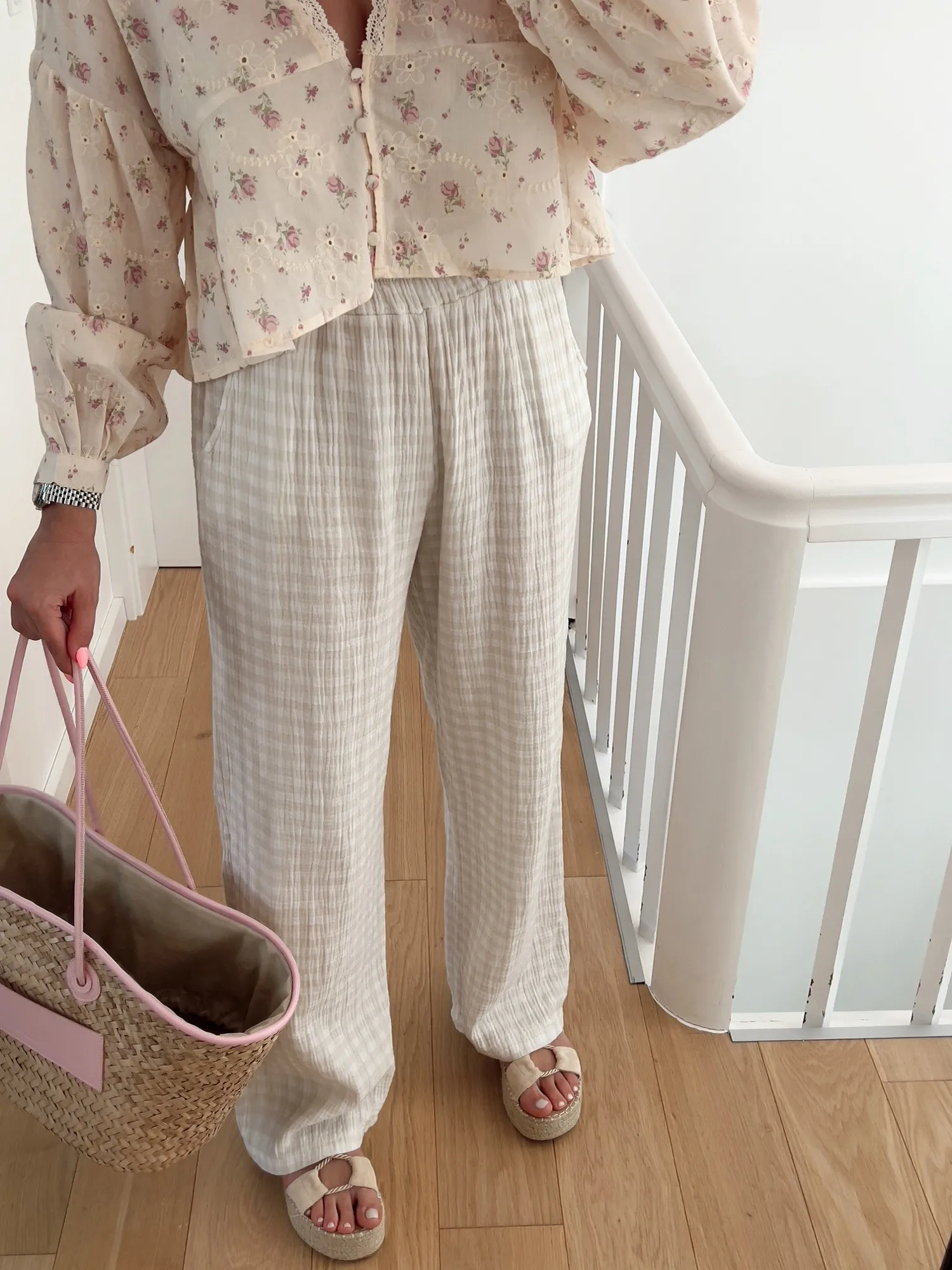 Pantalon MIRNA En gaze de coton vichy beige 