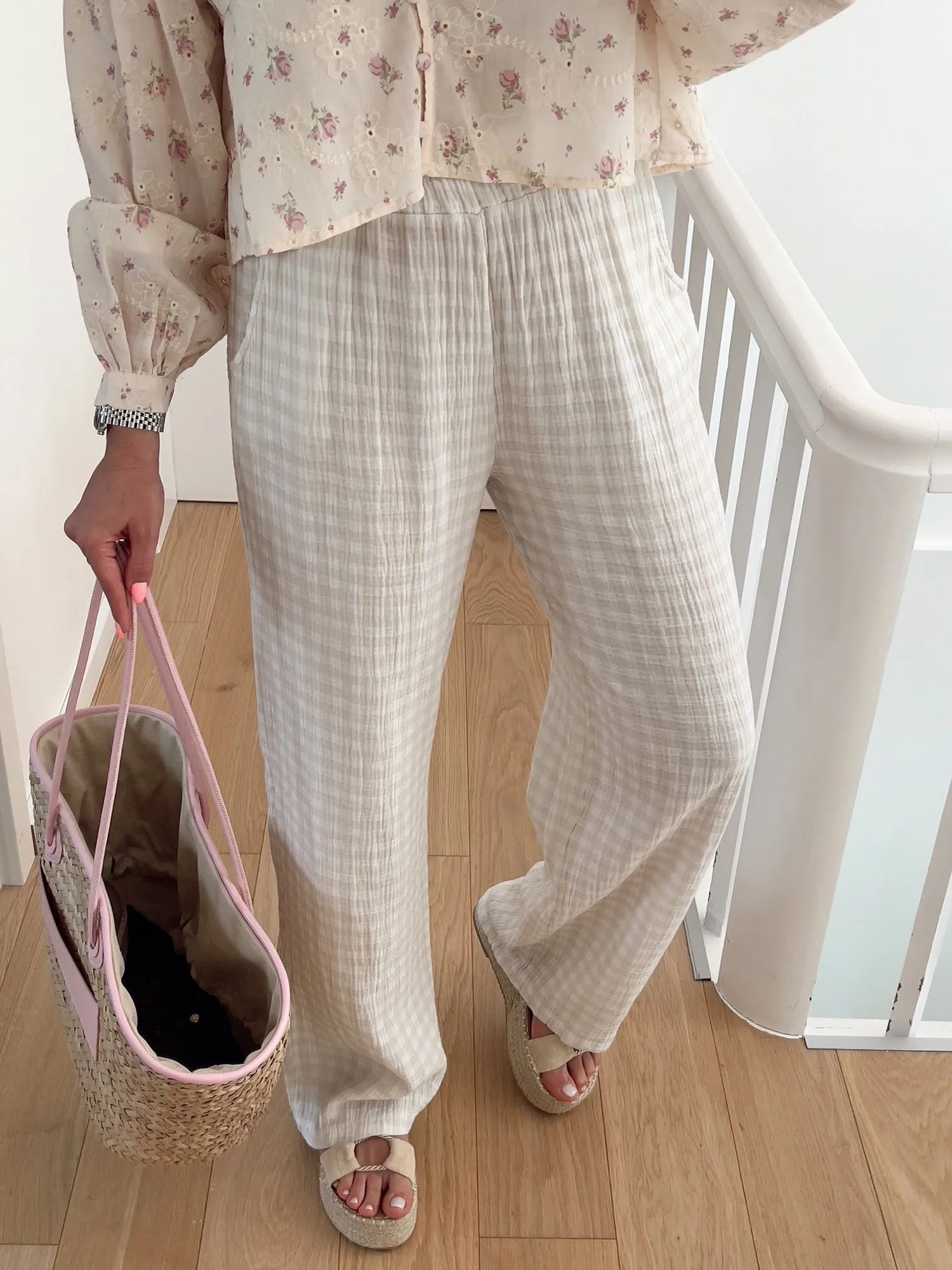 Pantalon MIRNA En gaze de coton vichy beige 