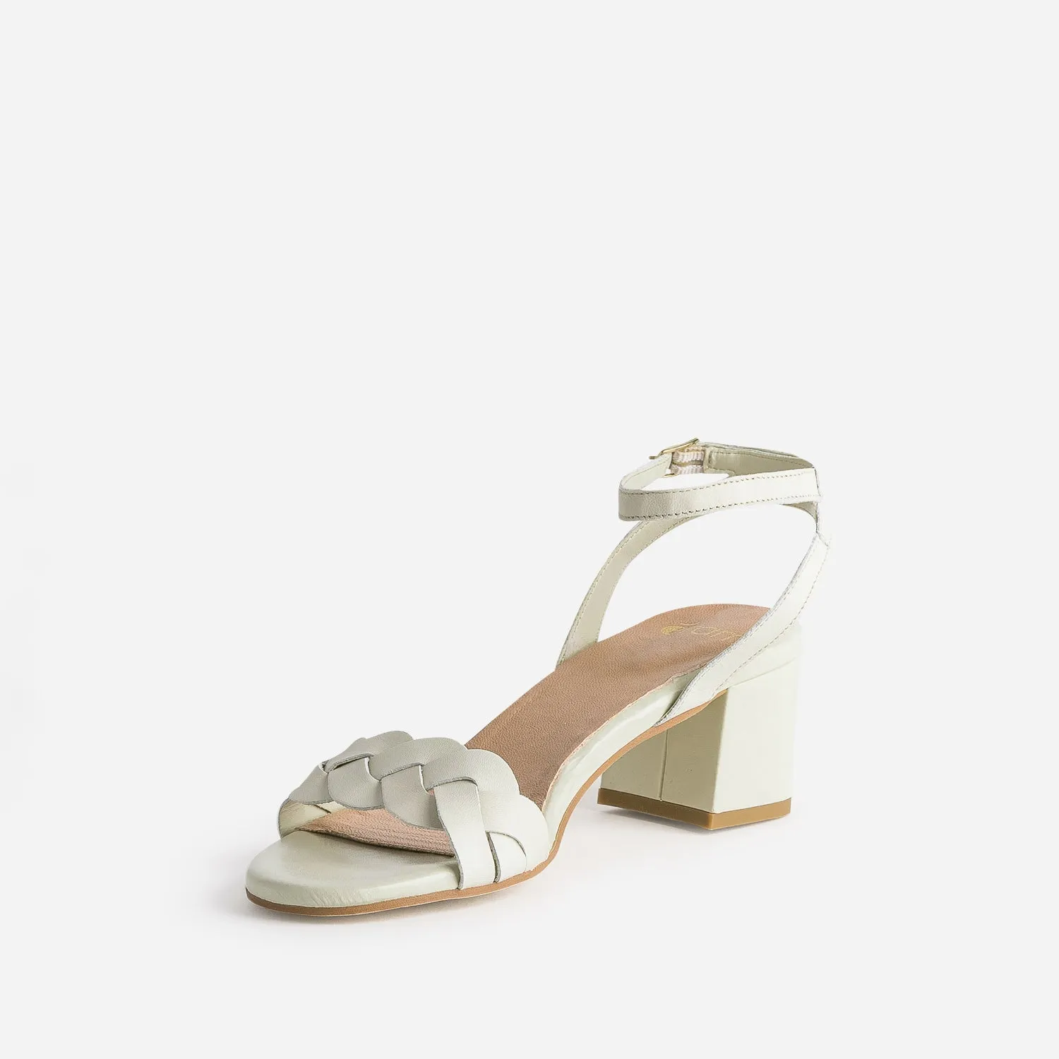 Sandale en cuir blanc cassé - Sandales Femme | ERAM